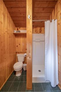 Relaxing Log Cabin for a Memorable Couples Getaway near Grand Teton National Park in Idaho - 4