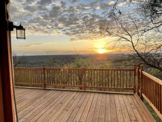 Texas Yurt for a Unique Glamping Holiday - 4