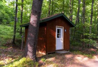 Relaxing Cabin for Two Close to Boulder Lake for a Romantic Getaway in Wisconsin - 3