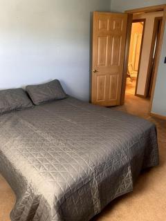 Large, Three Bedroom Cabin in Sturgis, South Dakota, Perfect for a Glamping Retreat to the Badlands - 7