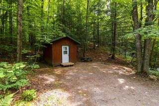 Peaceful Cabin with Comfortable Bunk Beds Nestled in the Trees near White Lake, Wisconsin - 6