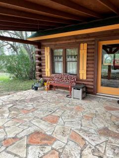 Side by Side Cabins on a Texas Ranch, Perfect for a Family Glamping Getaway from San Antonio - 4