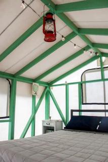 Stylish Lakeside Glamping Cabin with Eastern Sierra Mountain Views near Bridgeport, California - 5