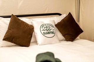 Glamping in New York in Fully-Equipped Safari Tents Located in Broadalbin - 5