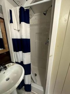 Secluded Cottage Getaway with Kitchenette near Lincolnville, Maine - 2
