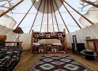 Cozy Tipi with Bunk Bed and Resort Amenities near Hall, Montana - 4
