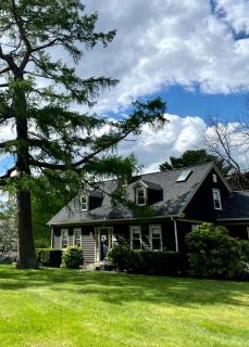Historic Colonial Guest House with Live Music Fridays in Voluntown, Connecticut - 0