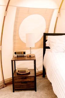 Lotus Bell Luxury · Yellowstone Luxury Bell Tent in Island Park, ID - 4