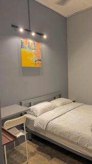 Roomah En-suite attached-bath R6 - 8