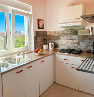 Family apartment Oros Medulin, with a pool, ggd - 4