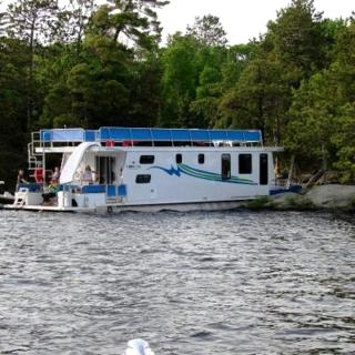 Spacious Luxury Houseboat with Waterslide and Dual Bathrooms Near Babbitt, MN - 3