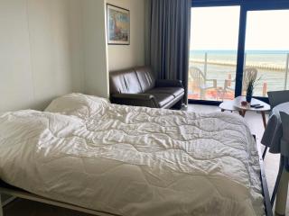 Studio in Nieuwpoort with Sea View Terrace - 8