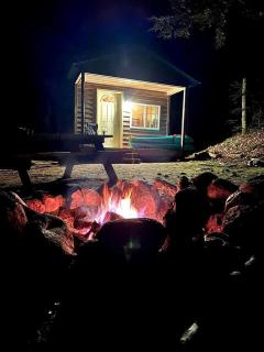Porched Cabin for a Memorable Family Glamping Getaway near Wolf River in Wisconsin - 0