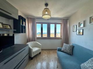 Sea View Apartment - 3