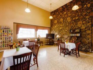 OYO Hotel Lebanon MO I-44 - 8