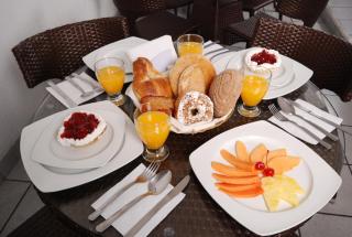 Hotel & Suites Galeria - Morelia - 2