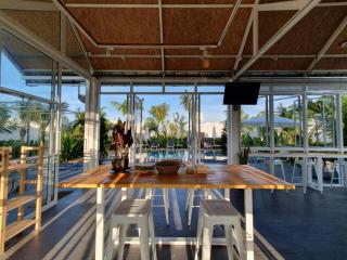 MEET Boutique Resort - 7
