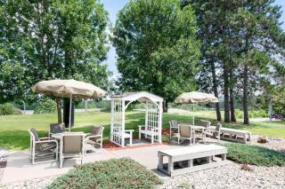 Super 8 By Wyndham Sparta - 7