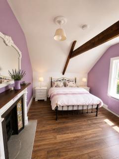 Scenic 4BR Farmhouse Escape in Kerry - 1