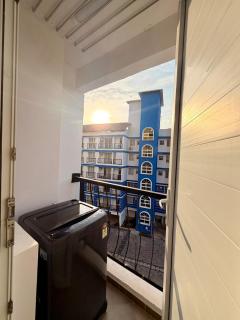 Bay Breeze 2BR Apt Amoret Homes - 7