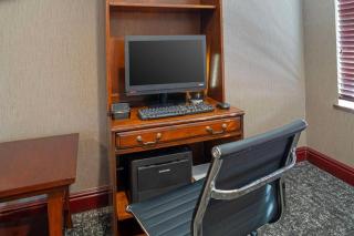 Best Western Cascade Inn & Suites - 1