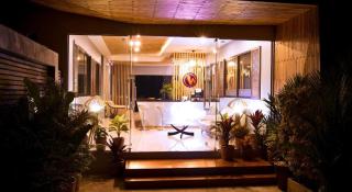 Vantage Resort - 2