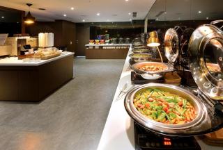 Aeris International Hotel - 9