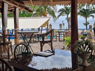 Artistic Beach Resort - 9