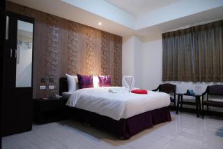 Gin Jian Commerical Hotel - 1