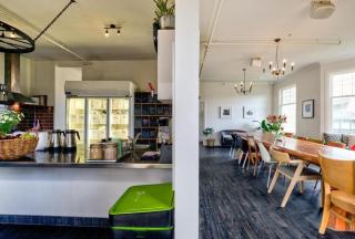 The Dwellington Hostel - 7