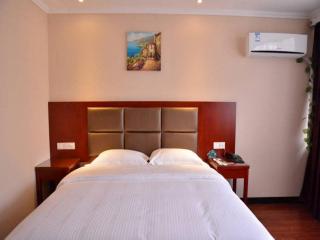 GreenTree Inn Suqian Bawangjuding Square Express Hotel - 2
