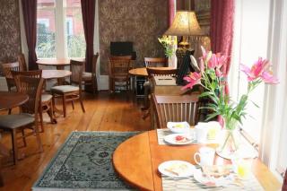 Hulmes Court - 7