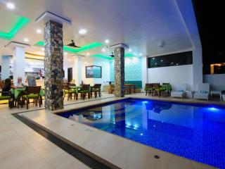 Manarra Sea View Resort - 2