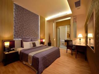 AT Motel - 5