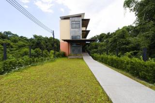 Srisuksant Urban - 8