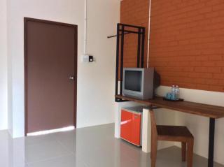 Srisuksant Urban - 1