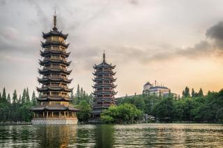 7 Days Premium Guilin Liangjiang Sihu Central Plaza - 4