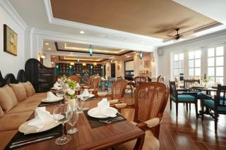 Manoir Des Arts Hotel - 3