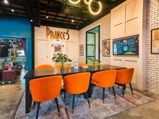 Prince Theatre Heritage Stay Hostel - Silom - 3