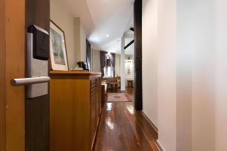 Prince Theatre Heritage Stay Hostel - Silom - 1