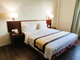 Hotel O Atari Inn - 3