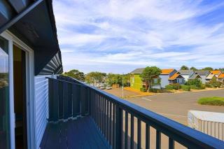 Coastal Inn by OYO Lincoln City - Oregon Coast Hwy - 8