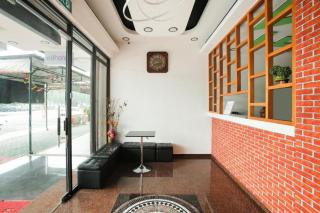 OYO 89407 EZI Hotel - 3
