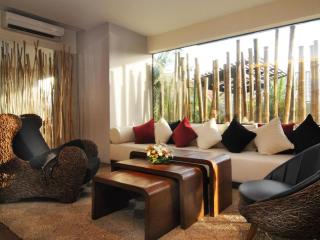 Bamboo House Phuket Hotel - 7