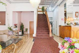 OYO Historic Cameron Hotel Brownsville I-69E - 7