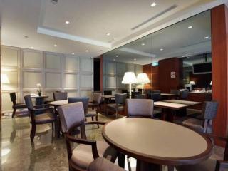 Tokyo International Hotel - 8