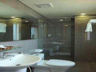 Hung Cuong Hotel - 2