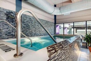 Radisson Hotel Grand Rapids Riverfront - 1