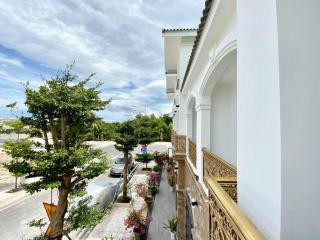 Cong Thanh Long Beach Hotel - 7