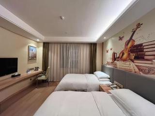 Vienna Hotel Wuhan High-speed Railway Station East Square - 1